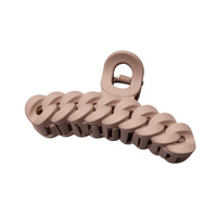 Matte Chain Link Claw Clip - Cream